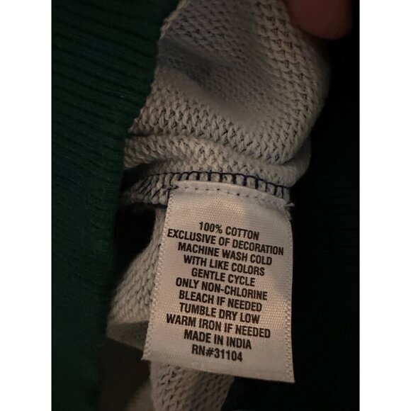 Crown & Ivy plaid sweatshirt size large - Picture 4 of 4